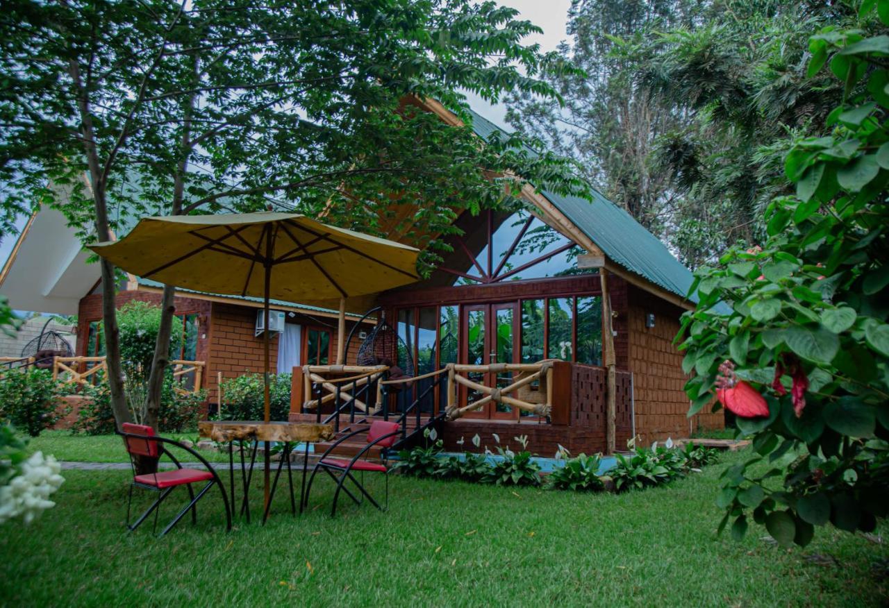 Shose Farmhouse Chalets & Campsite Моши Экстерьер фото