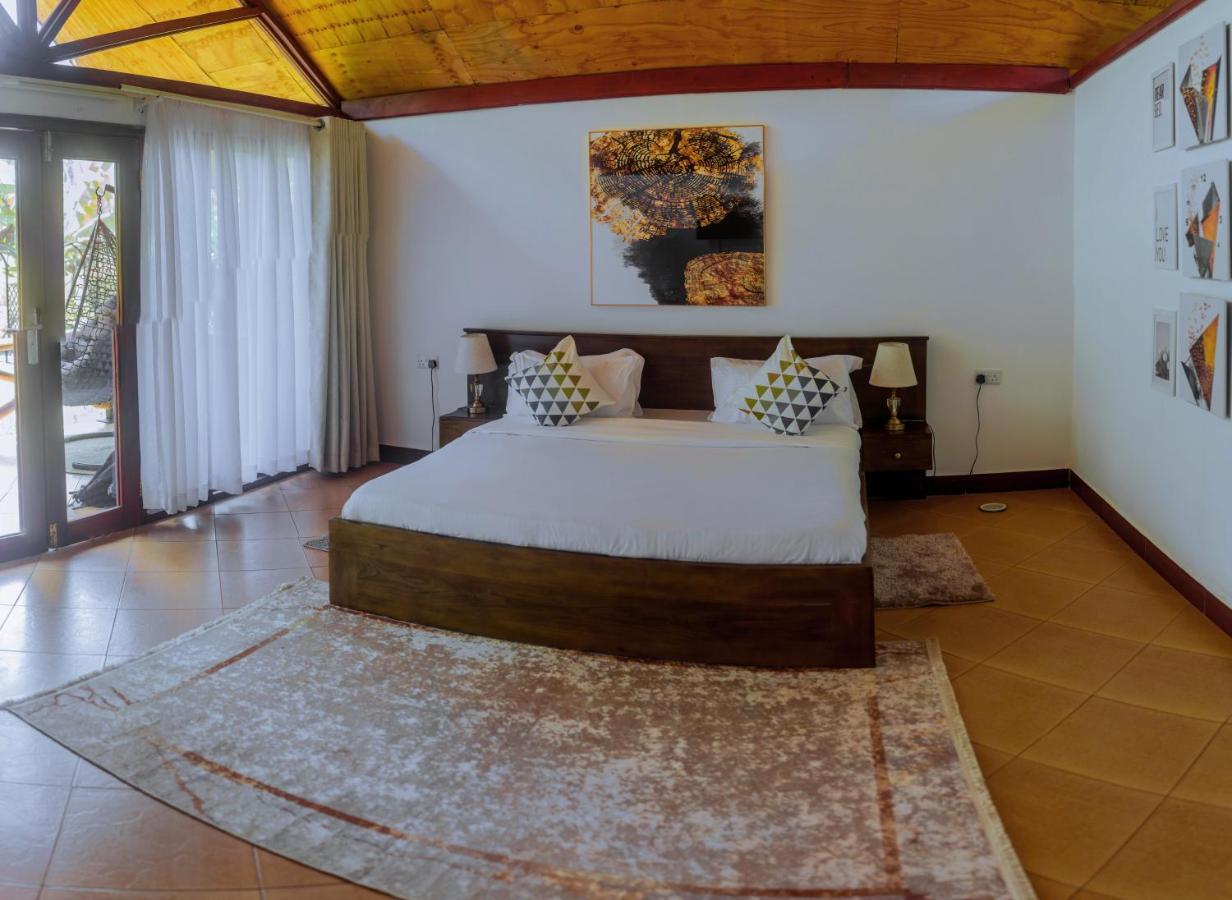 Shose Farmhouse Chalets & Campsite Моши Экстерьер фото